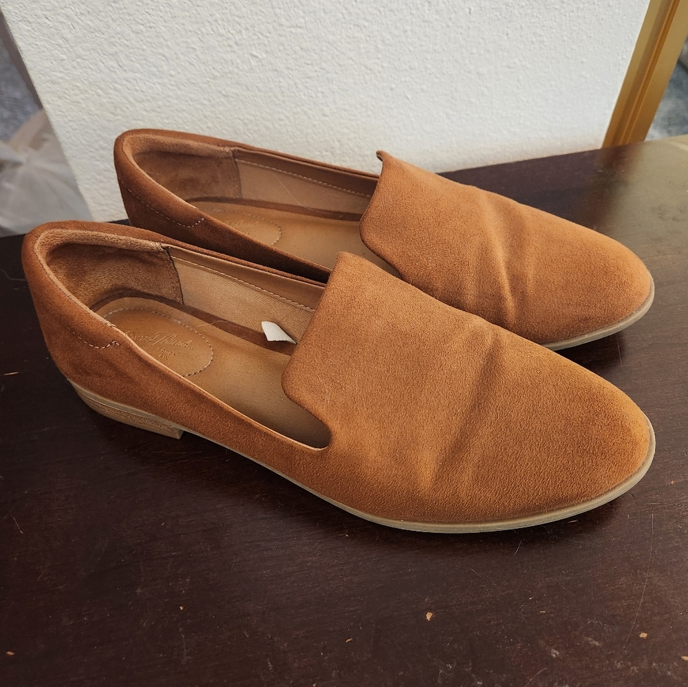 Universal Thread Suede Loafers
